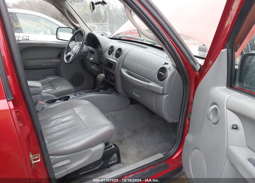 2005 JEEP LIBERTY RENEGADE VIN: 1J4GL38K05W647980