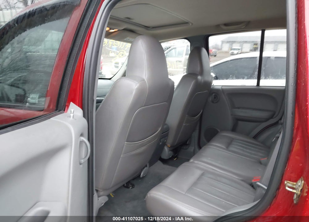 2005 JEEP LIBERTY RENEGADE VIN: 1J4GL38K05W647980