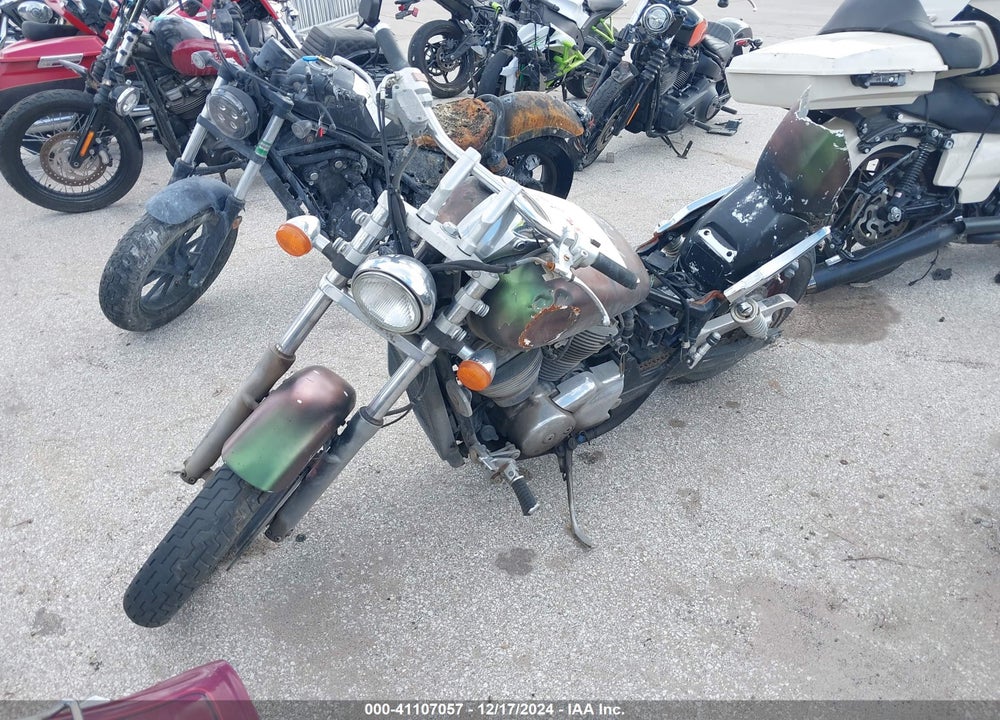2003 HONDA VT750 DCA VIN: JH2RC44193M700399