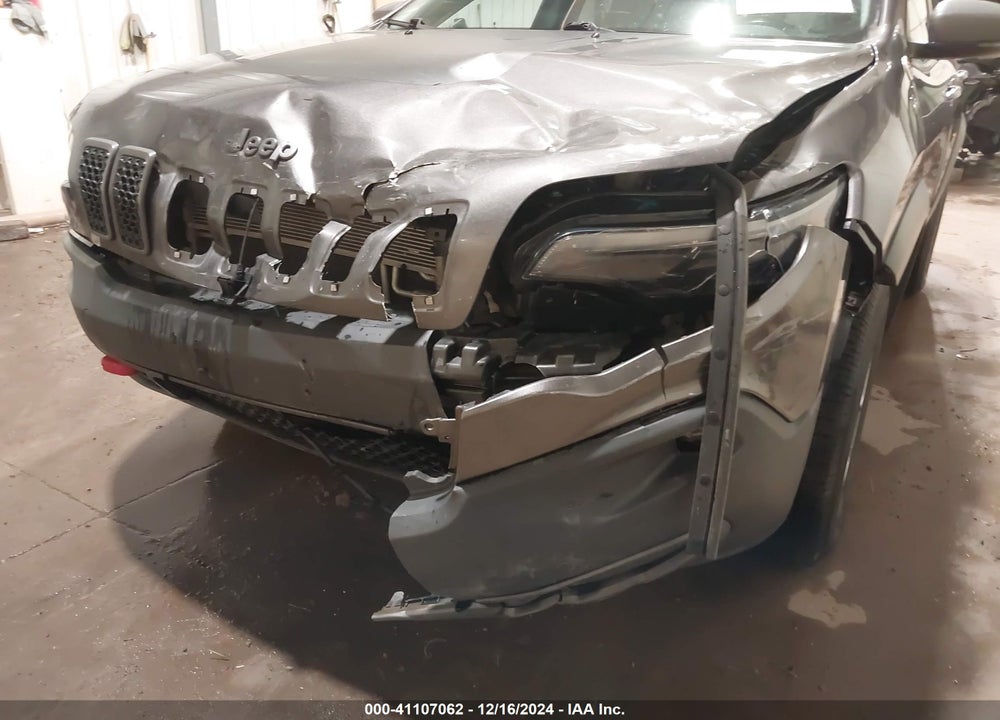 2019 JEEP CHEROKEE TRAILHAWK 4X4 VIN: 1C4PJMBX8KD298807