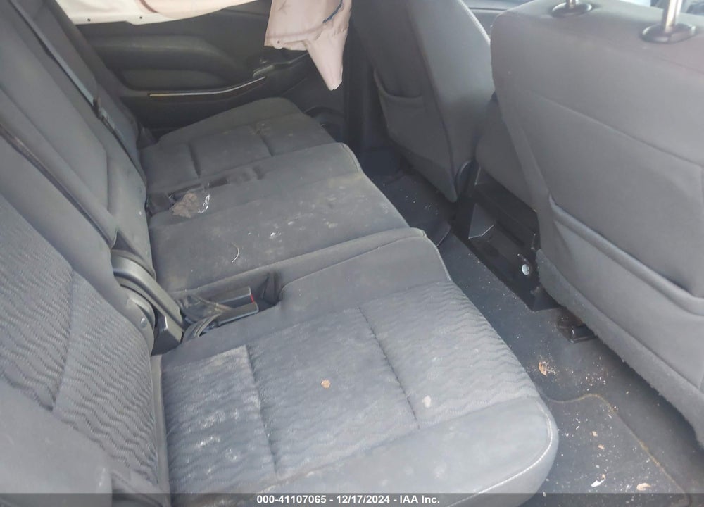 2019 CHEVROLET SUBURBAN LS VIN: 1GNSCGEC0KR220983
