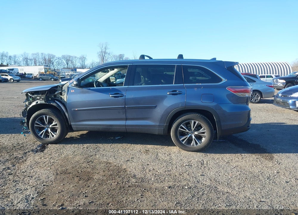 2016 TOYOTA HIGHLANDER XLE V6 VIN: 5TDJKRFH7GS290969