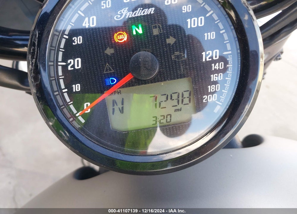 2022 INDIAN MOTORCYCLE CO. SCOUT BOBBER TWENTY ABS VIN: 56KMTG006N3184717