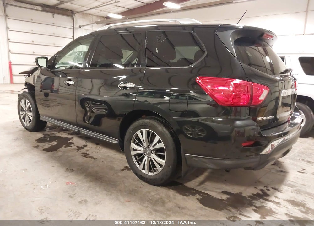 2018 NISSAN PATHFINDER SV VIN: 5N1DR2MM2JC657829