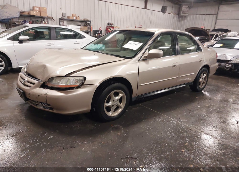 2001 HONDA ACCORD 2.3 LX VIN: JHMCG56421C022791