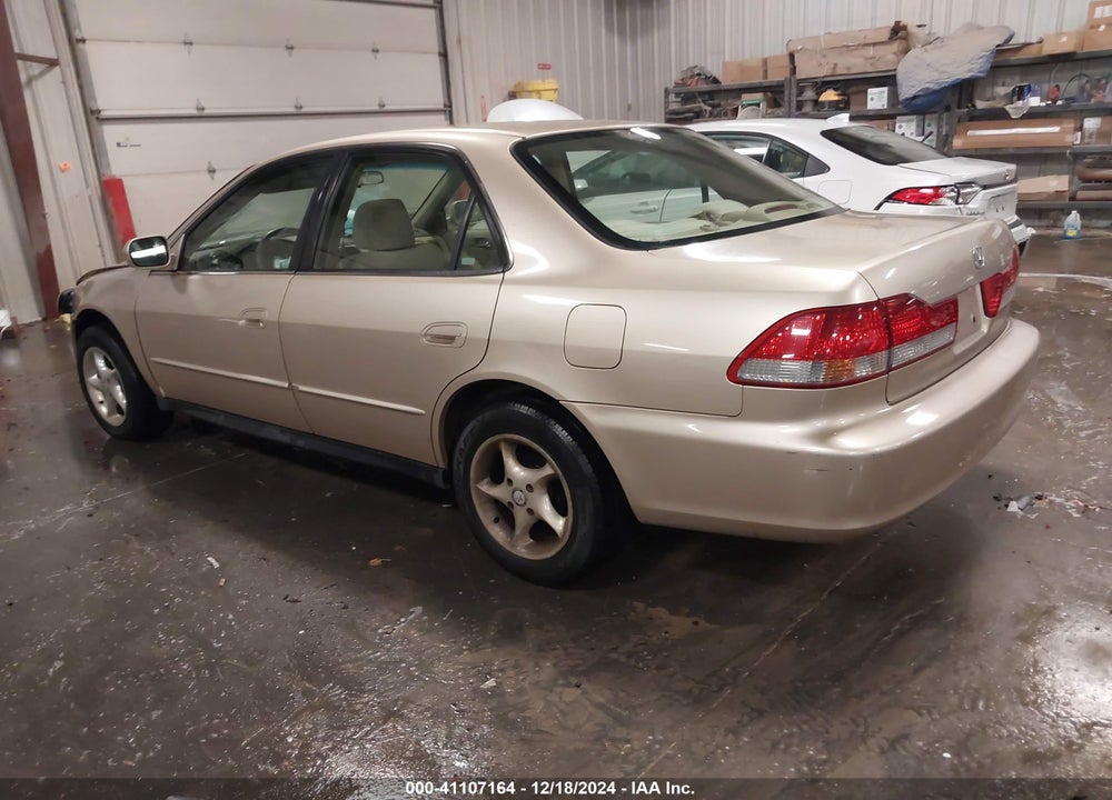 2001 HONDA ACCORD 2.3 LX VIN: JHMCG56421C022791