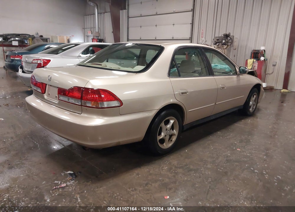 2001 HONDA ACCORD 2.3 LX VIN: JHMCG56421C022791