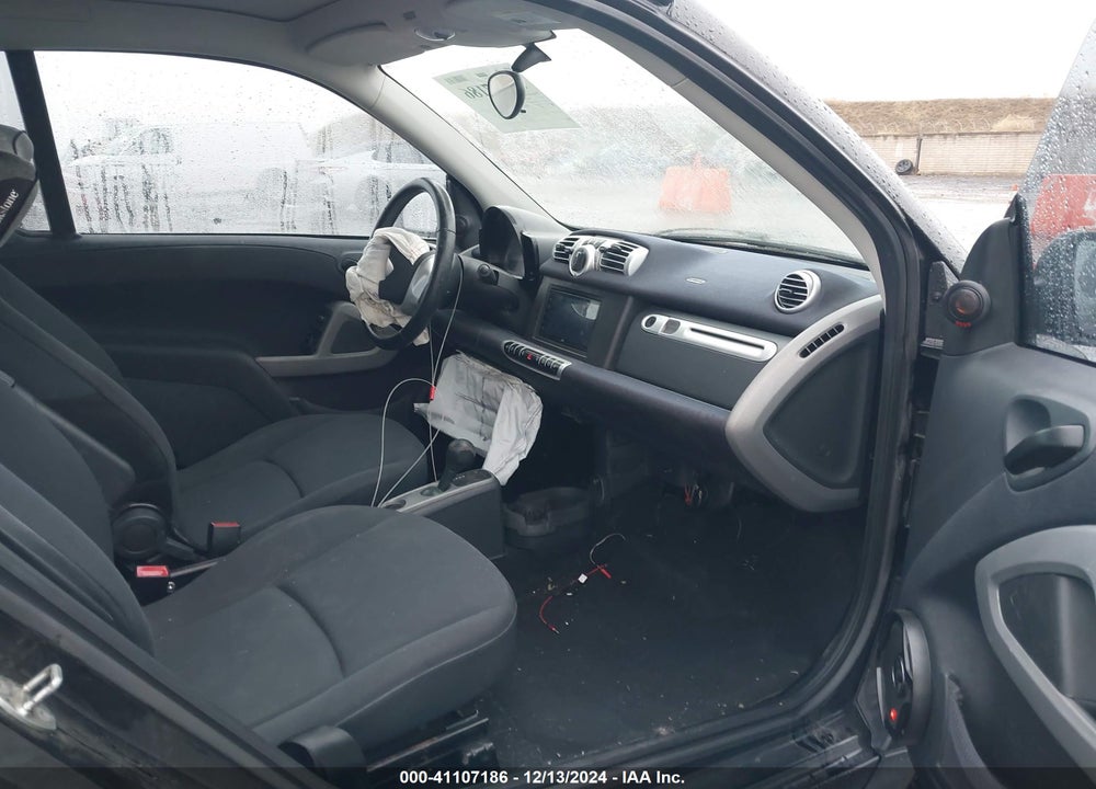 2013 SMART FORTWO PASSION/PURE VIN: WMEEJ3BA8DK650247