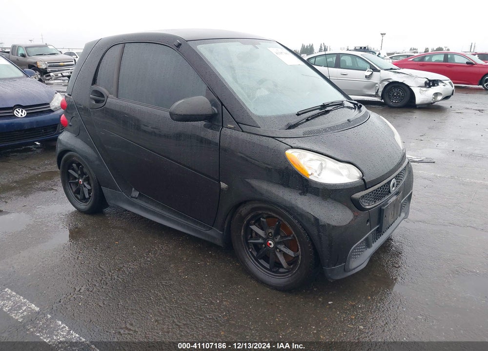 2013 SMART FORTWO PASSION/PURE VIN: WMEEJ3BA8DK650247