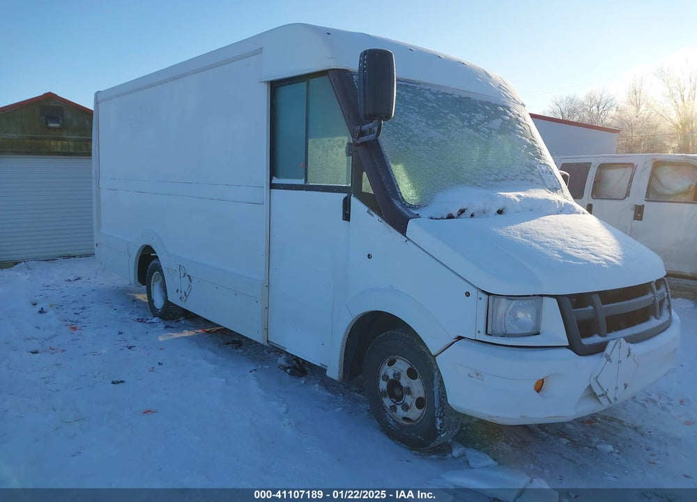 2013 ISUZU COMMERCIAL VAN VIN: JALB4T174D7W01501