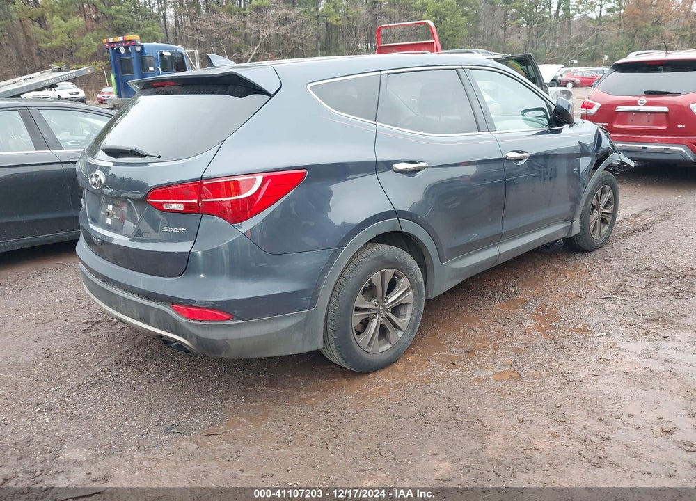 2015 HYUNDAI SANTA FE SPORT 2.4L VIN: 5XYZT3LB7FG271752