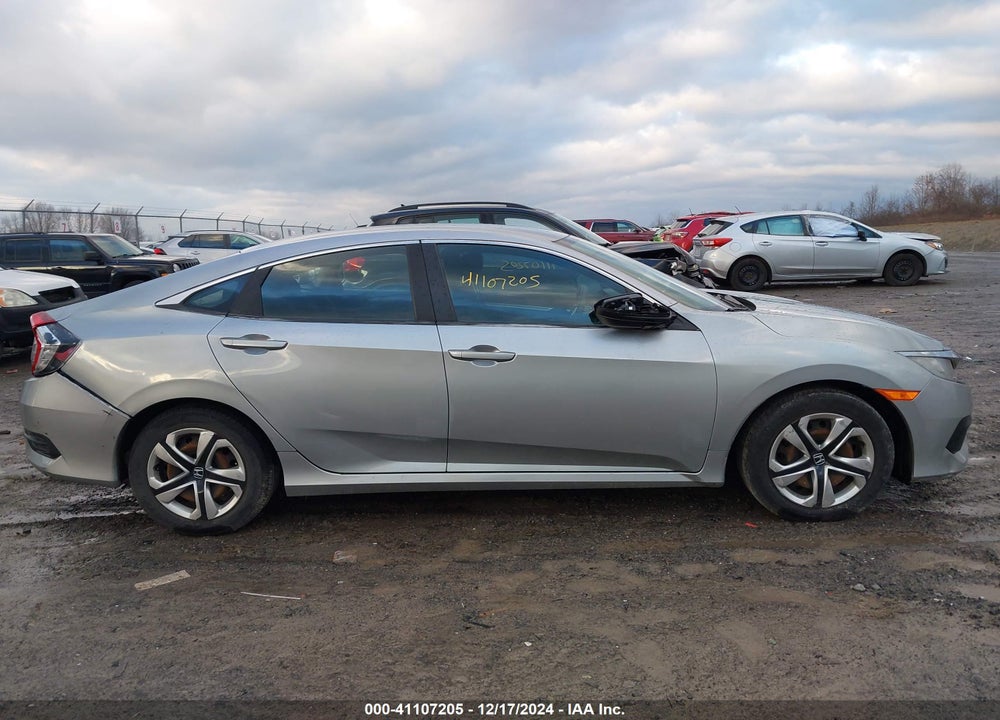 2018 HONDA CIVIC LX VIN: 2HGFC2F57JH514491