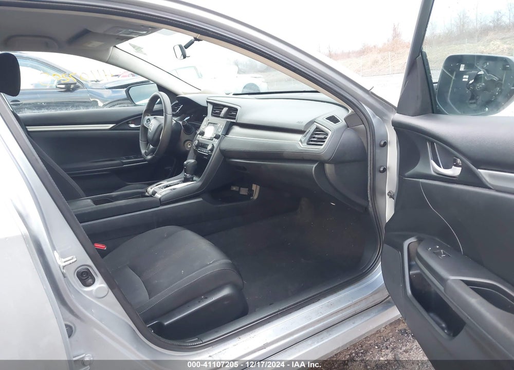 2018 HONDA CIVIC LX VIN: 2HGFC2F57JH514491