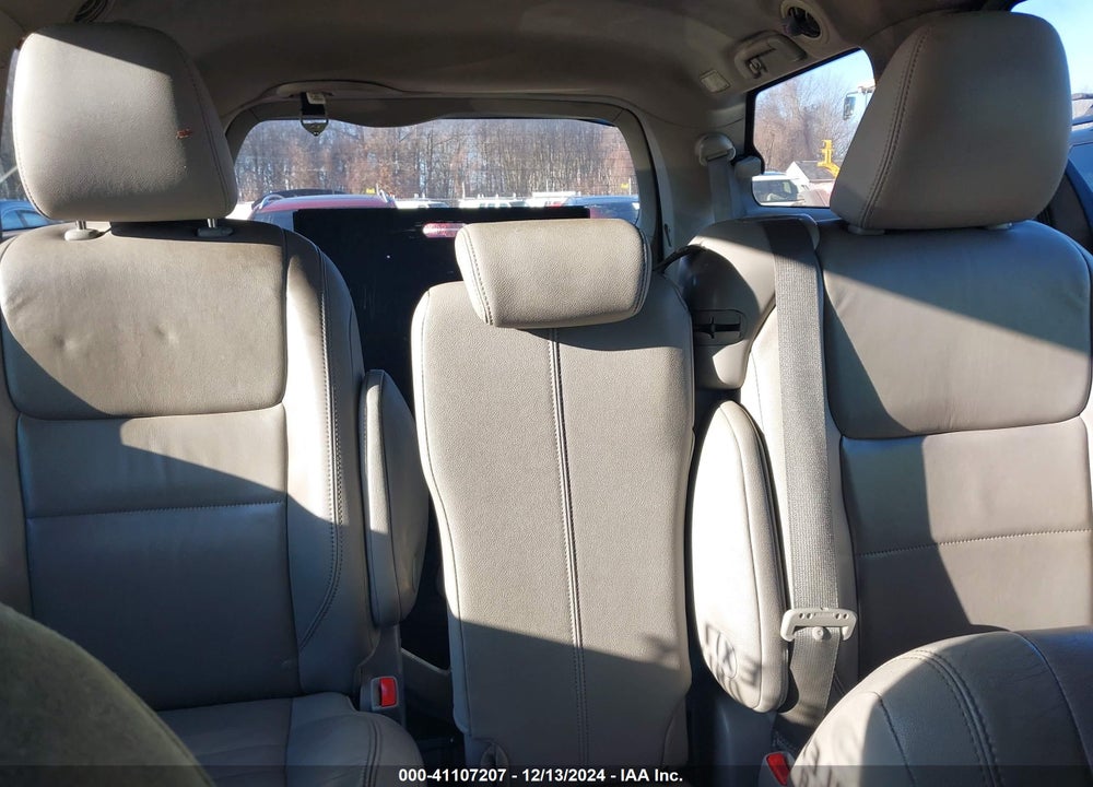 2014 TOYOTA SIENNA L V6 7 PASSENGER VIN: 5TDZK3DC8ES488500