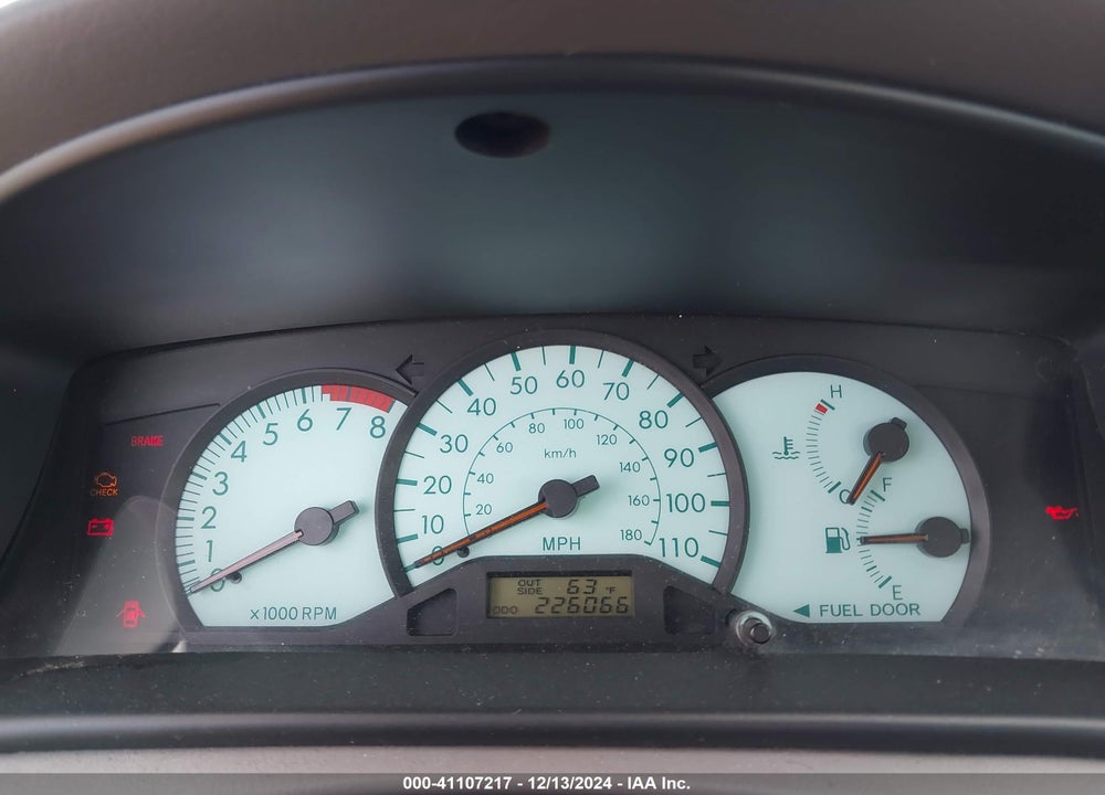 2003 TOYOTA COROLLA LE VIN: 1NXBR32E73Z085050