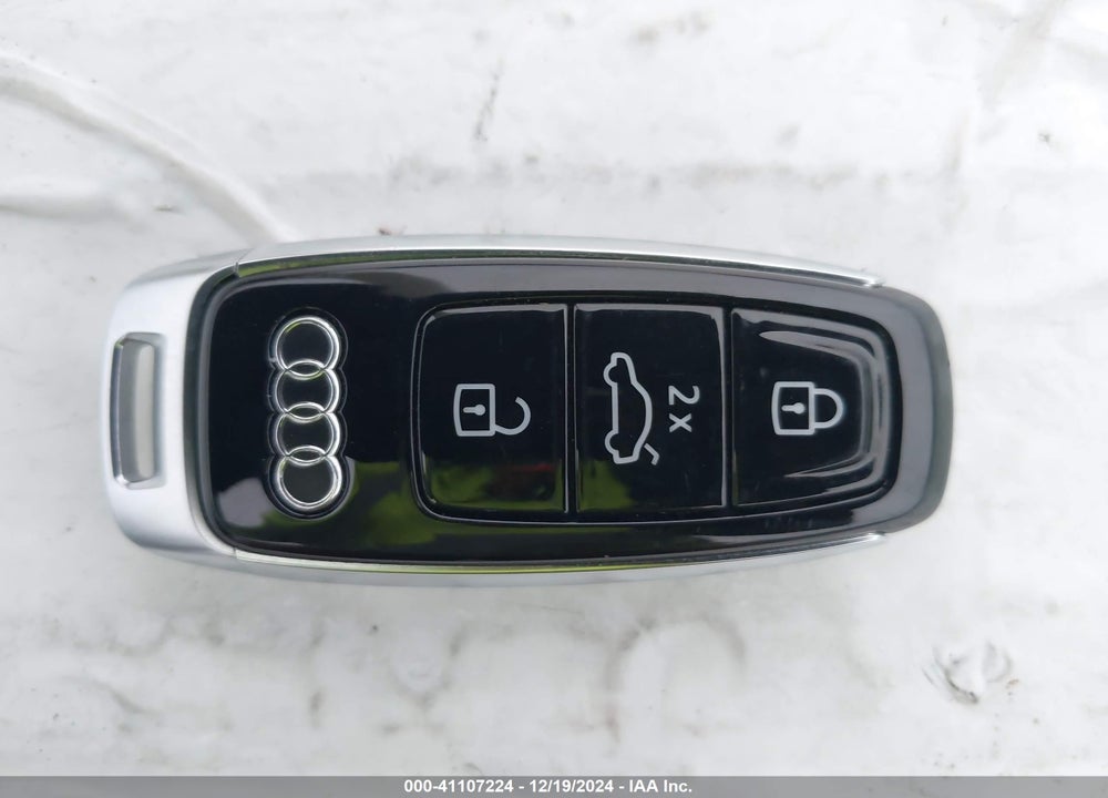 2024 AUDI Q7 PREMIUM PLUS 45 TFSI QUATTRO TIPTRONIC VIN: WA1LCBF76RD010665