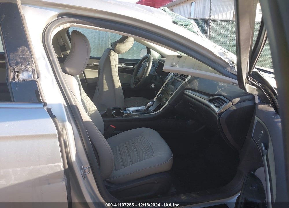2016 FORD FUSION S VIN: 3FA6P0G74GR312086