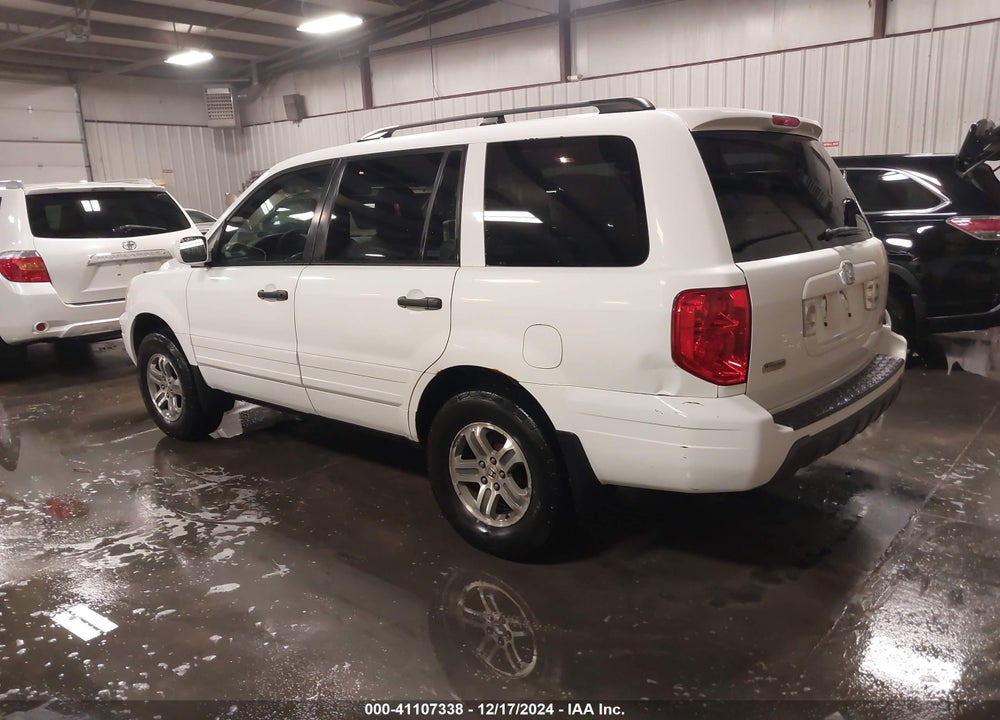 2005 HONDA PILOT EX VIN: 5FNYF18495B062049