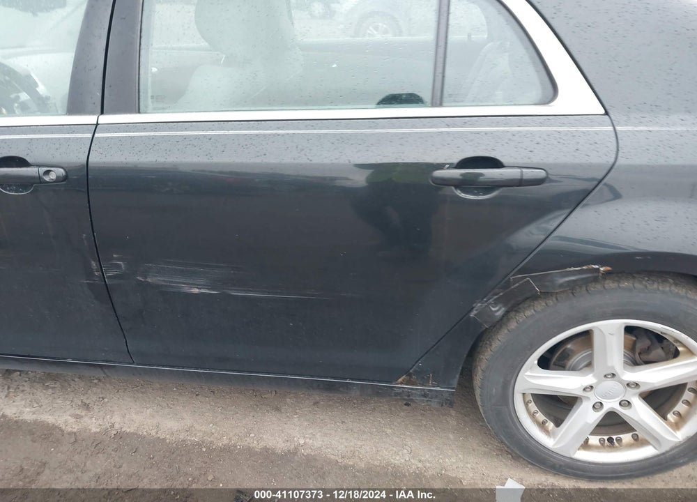 2011 CHEVROLET MALIBU LS VIN: 1G1ZB5E18BF166811