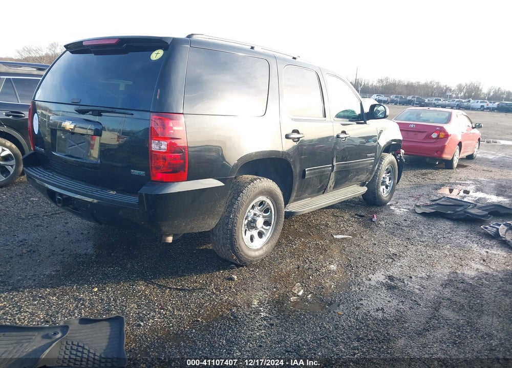 2010 CHEVROLET TAHOE LS VIN: 1GNUKAE01AR115592