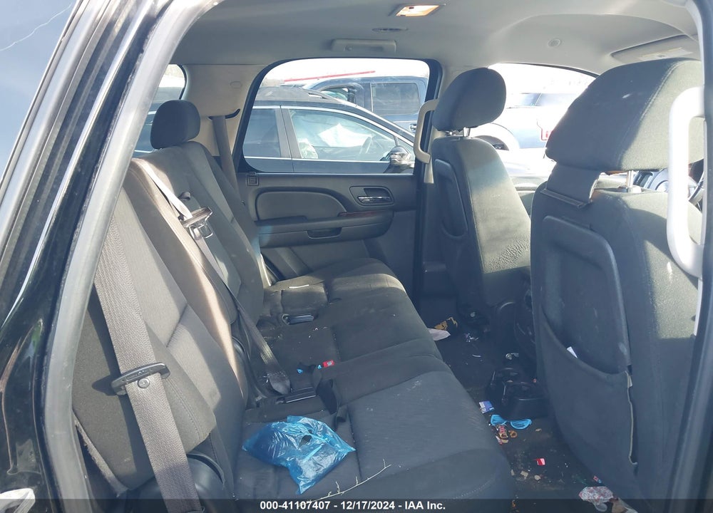 2010 CHEVROLET TAHOE LS VIN: 1GNUKAE01AR115592