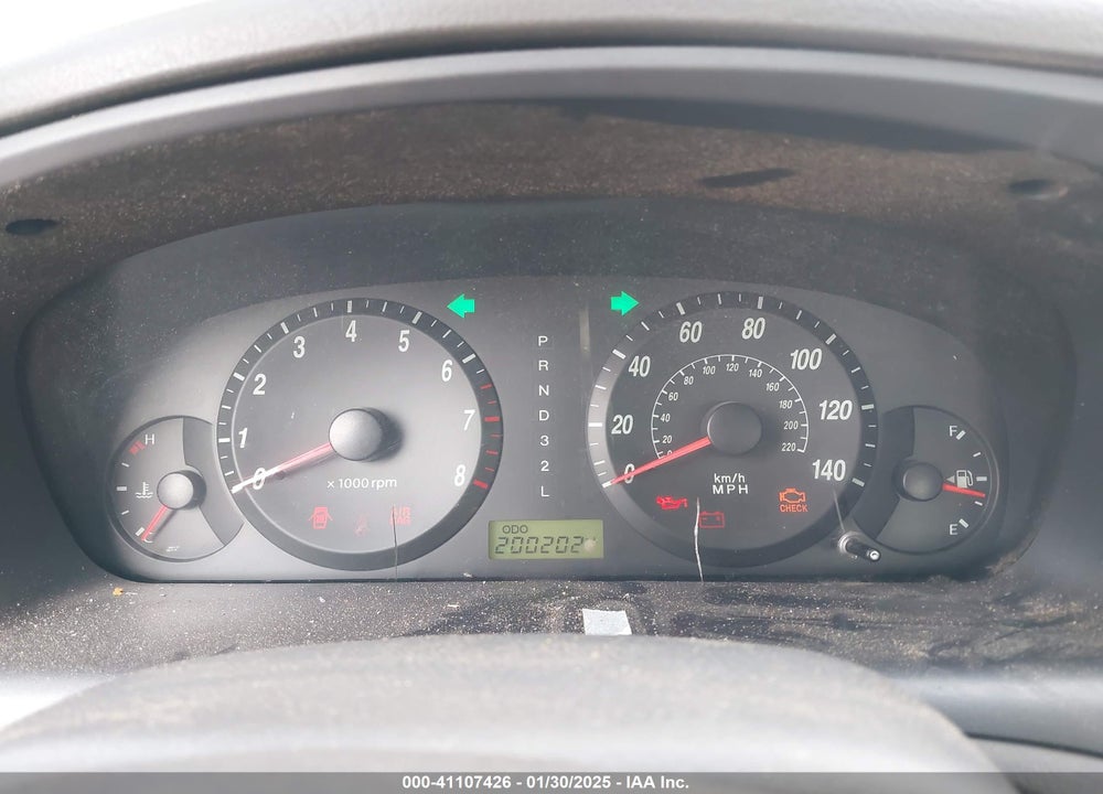 2004 HYUNDAI ELANTRA GLS/GT VIN: KMHDN46DX4U768762
