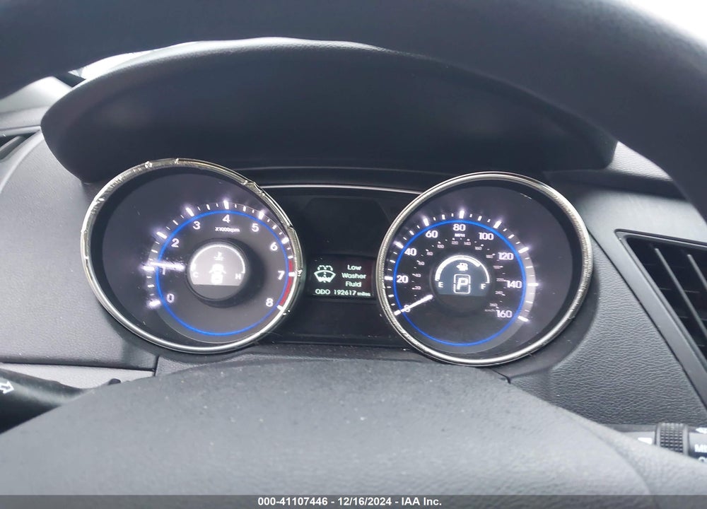 2011 HYUNDAI SONATA VIN: 5NPEB4AC5BH086931