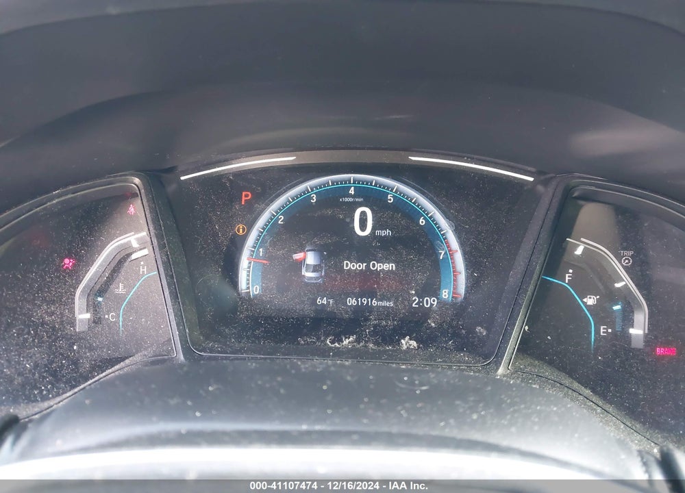2019 HONDA CIVIC LX VIN: 19XFC2F66KE039694