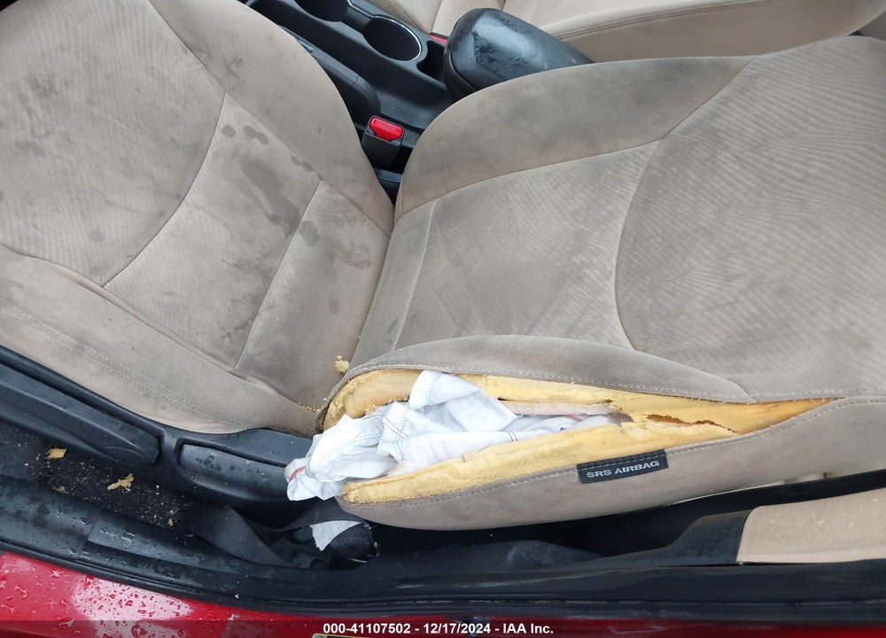 2013 HYUNDAI ELANTRA VIN: KMHDH4AE5DU706421