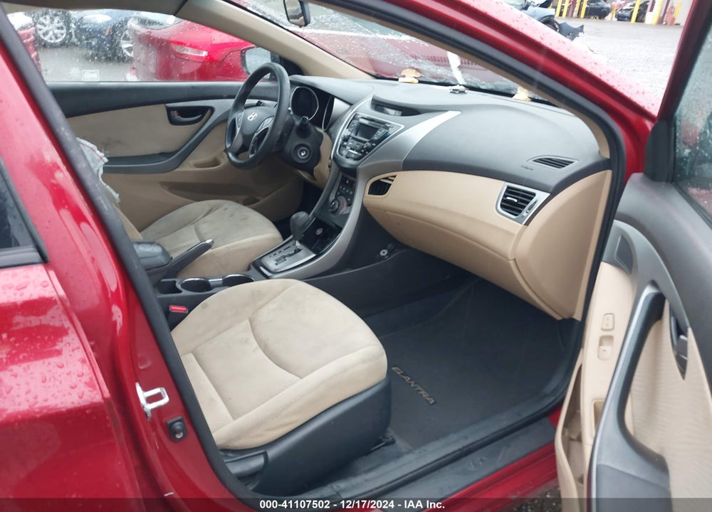 2013 HYUNDAI ELANTRA VIN: KMHDH4AE5DU706421