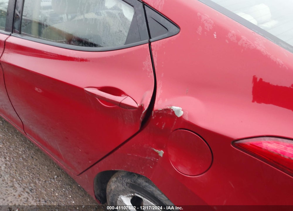 2013 HYUNDAI ELANTRA VIN: KMHDH4AE5DU706421
