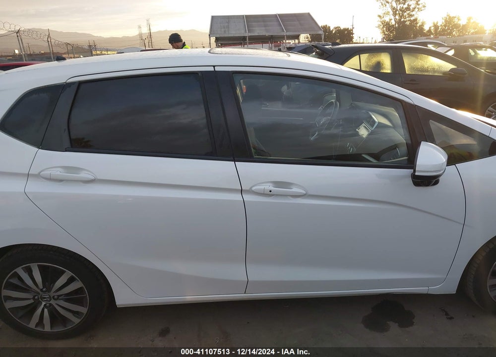 2016 HONDA FIT EX VIN: JHMGK5H79GX014793