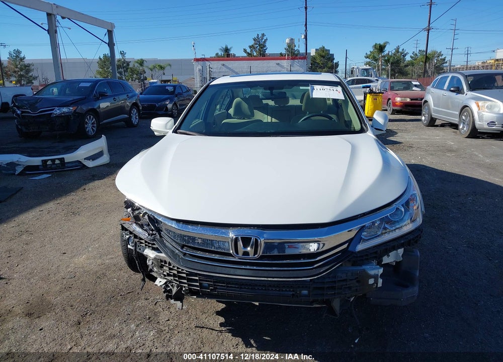 2017 HONDA ACCORD EX VIN: 1HGCR2F75HA091826