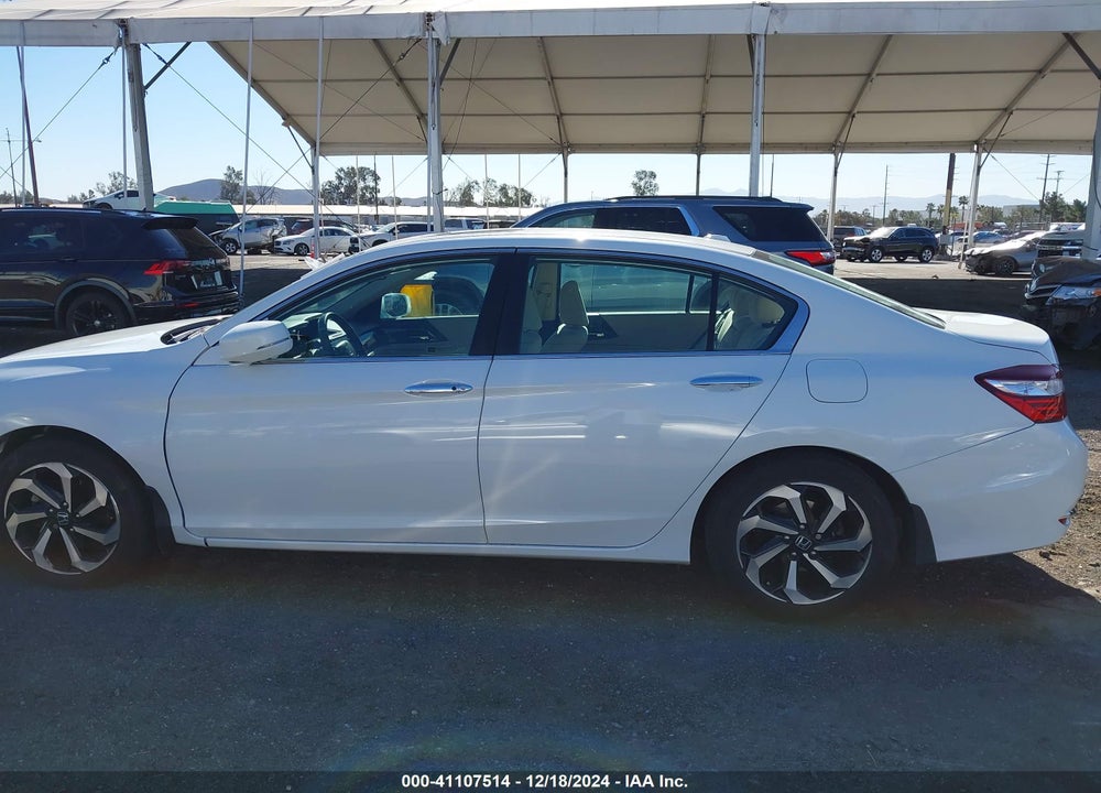 2017 HONDA ACCORD EX VIN: 1HGCR2F75HA091826