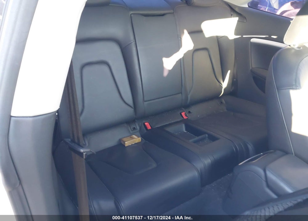 2011 AUDI A5 VIN: WAUCFAFR3BA004545