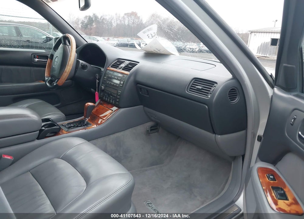 2000 LEXUS LS 400 VIN: JT8BH28F4Y0168336