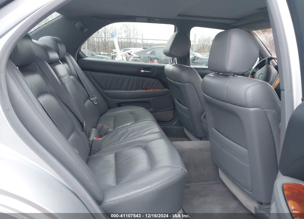 2000 LEXUS LS 400 VIN: JT8BH28F4Y0168336