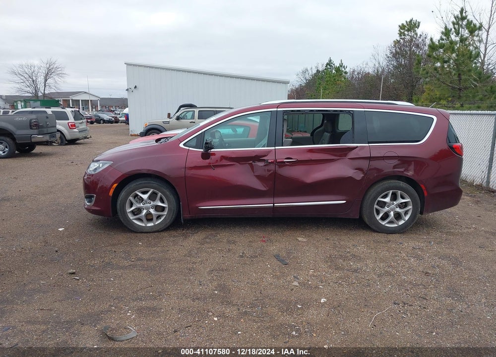 2017 CHRYSLER PACIFICA TOURING L PLUS VIN: 2C4RC1EG2HR644014