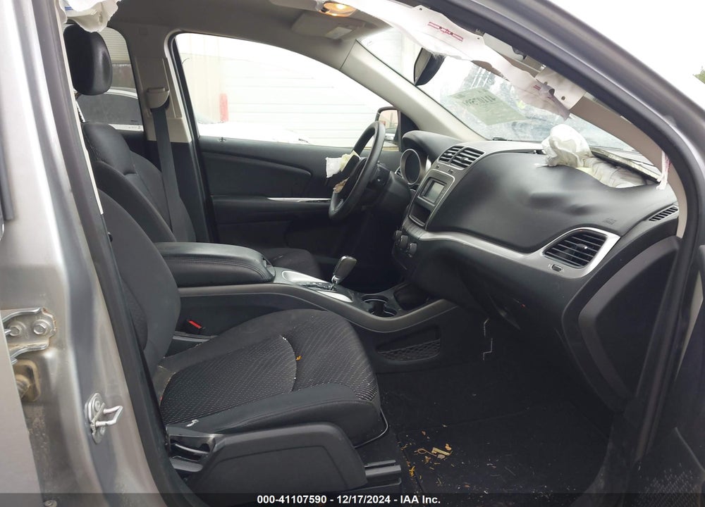 2018 DODGE JOURNEY SE VIN: 3C4PDCAB2JT520371