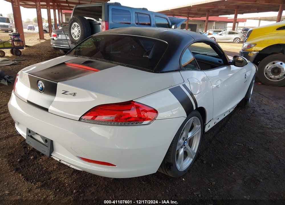 2013 BMW Z4 VIN: WBALL5C52DJ103765