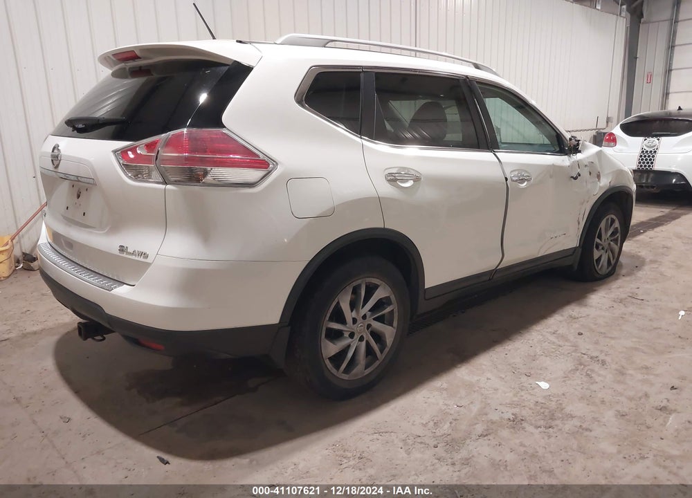 2015 NISSAN ROGUE SL VIN: 5N1AT2MV5FC859066