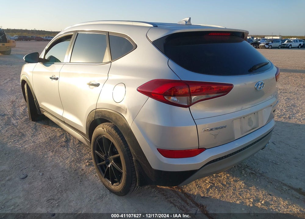 2018 HYUNDAI TUCSON LIMITED VIN: KM8J33A23JU756084