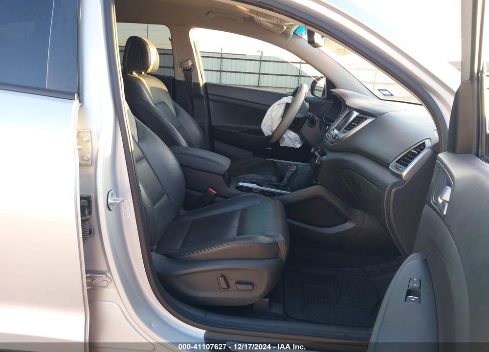 2018 HYUNDAI TUCSON LIMITED VIN: KM8J33A23JU756084