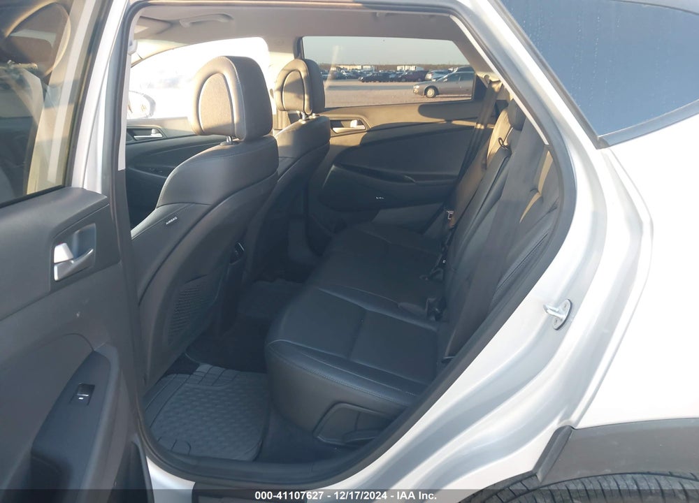 2018 HYUNDAI TUCSON LIMITED VIN: KM8J33A23JU756084