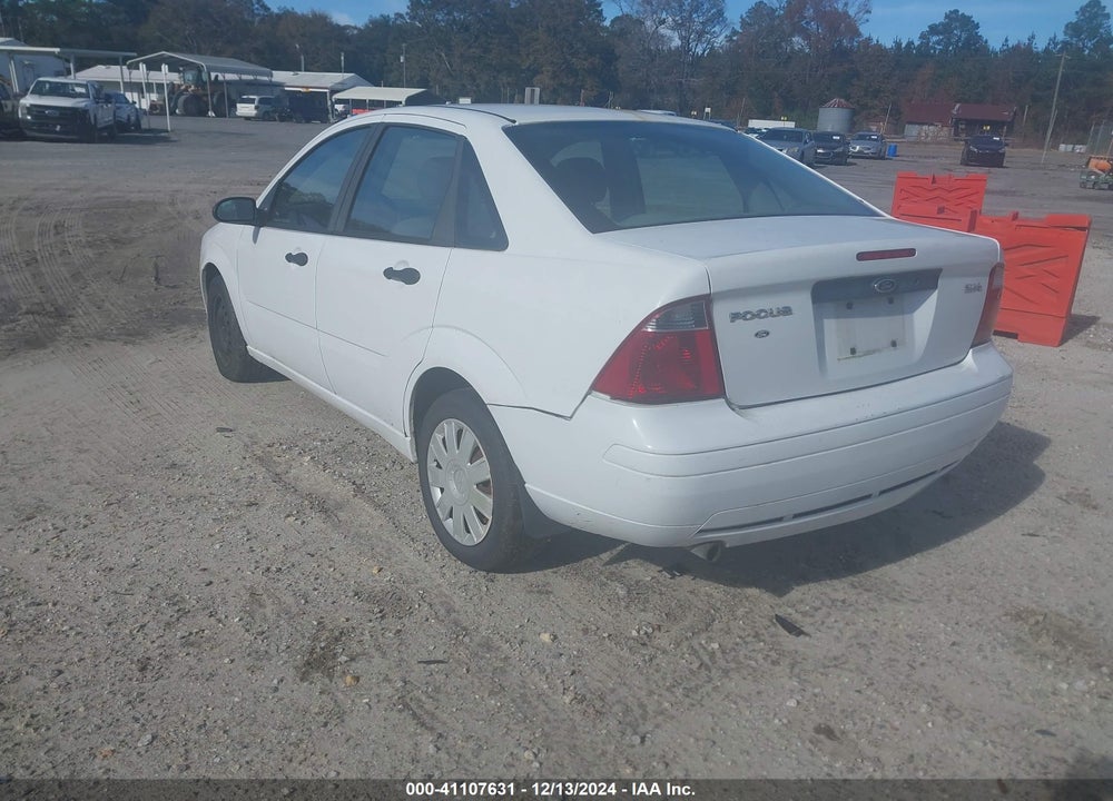 2005 FORD FOCUS ZX4 VIN: 1FAFP34N05W179986