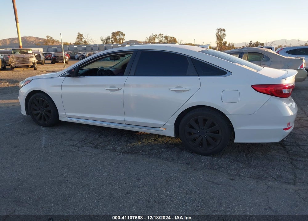 2015 HYUNDAI SONATA SPORT VIN: 5NPE34AF0FH043689