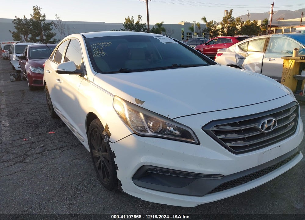 2015 HYUNDAI SONATA SPORT VIN: 5NPE34AF0FH043689