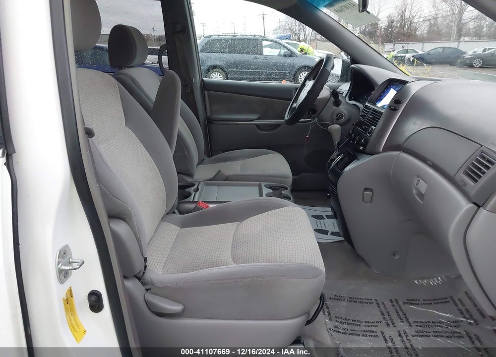 2008 TOYOTA SIENNA LE VIN: 5TDZK23C38S169554