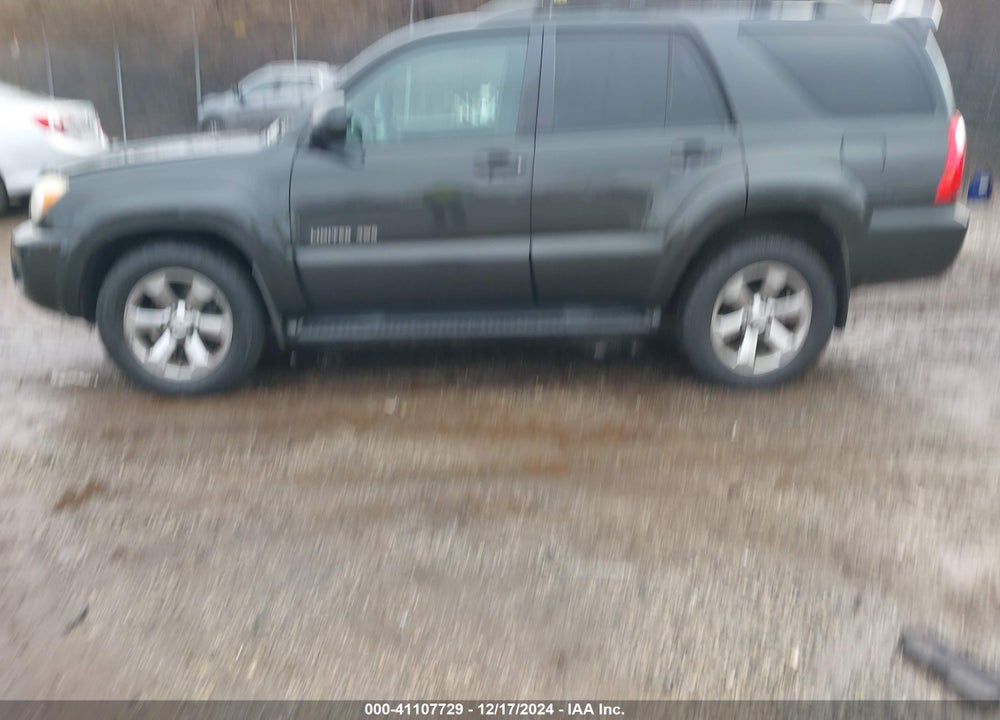2007 TOYOTA 4RUNNER LIMITED V6 VIN: JTEBU17R678102286