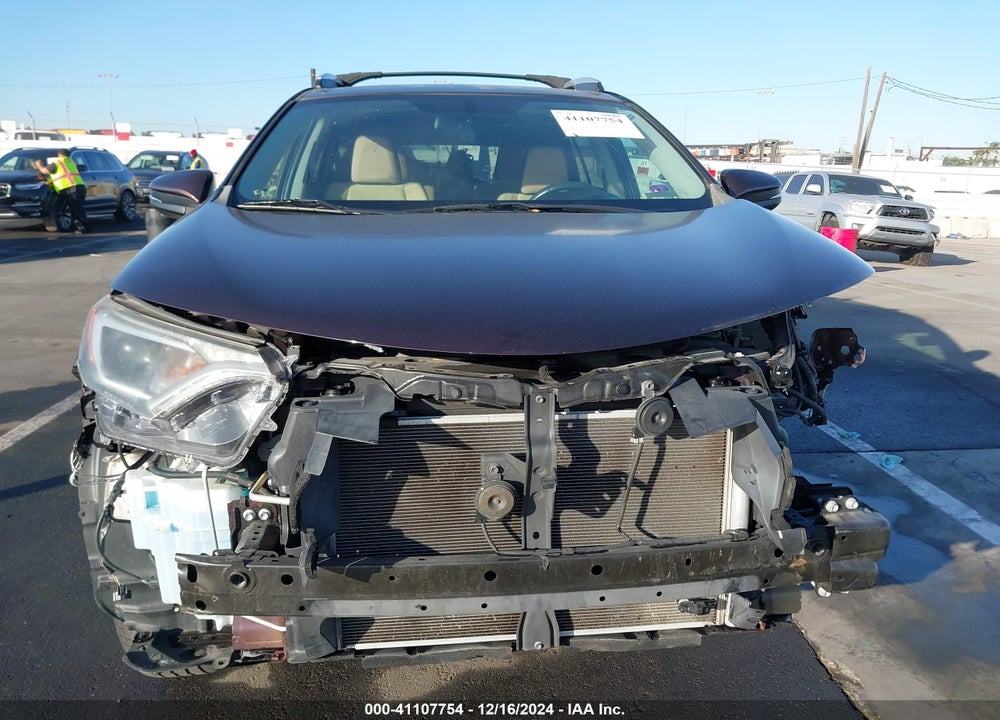 2016 TOYOTA RAV4 XLE VIN: 2T3WFREV2GW297912